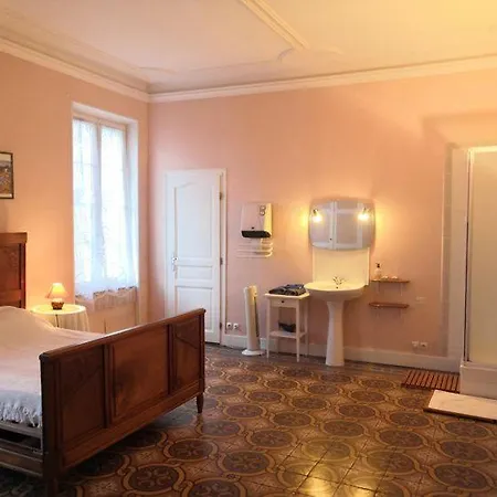 Les Volets Bleus Bed & Breakfast Salleles-d'Aude Exterior photo