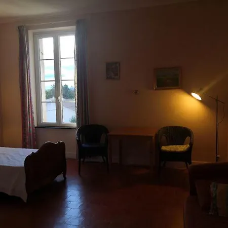 Les Volets Bleus Bed & Breakfast Salleles-d'Aude Exterior photo
