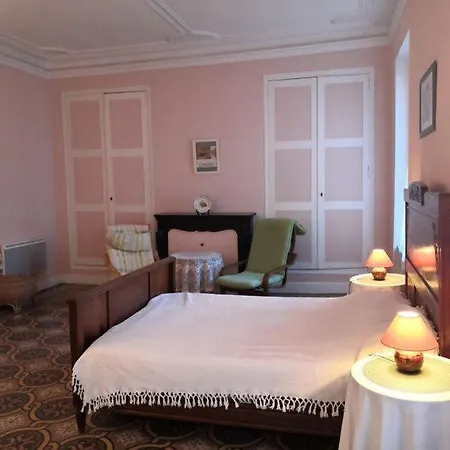 Les Volets Bleus Bed & Breakfast Salleles-d'Aude Exterior photo