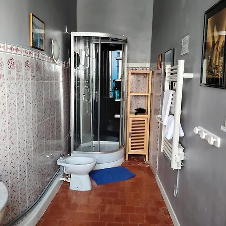 Les Volets Bleus Bed & Breakfast Salleles-d'Aude Exterior photo