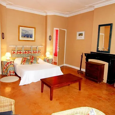 Les Volets Bleus Bed & Breakfast Salleles-d'Aude Room photo