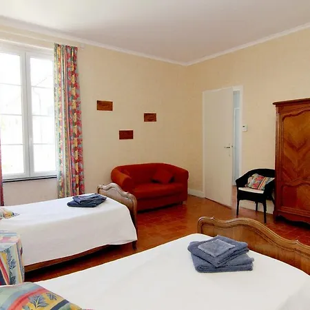 Les Volets Bleus Bed & Breakfast Salleles-d'Aude Exterior photo